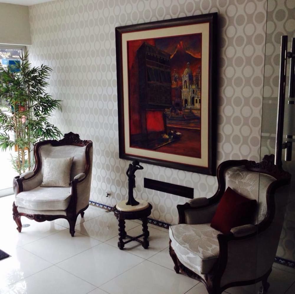 Hotel Las Condes Trujillo Bagian luar foto
