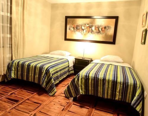 Hotel Las Condes Trujillo Bagian luar foto